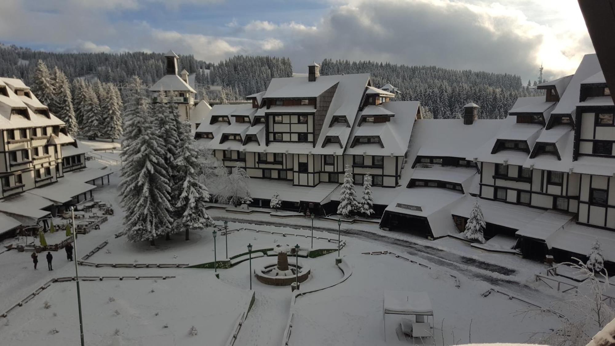 Apartments Mozaik Kopaonik Luaran gambar